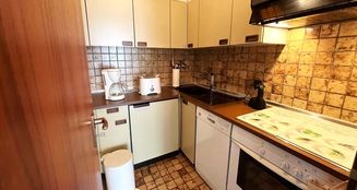 von_poll_real_estate_property_25091005_image_6