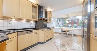 von_poll_real_estate_property_25169030_image_3