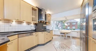 von_poll_real_estate_property_25169030_image_3