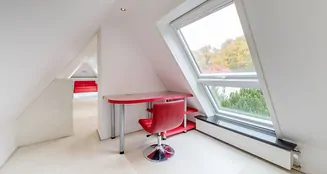 von_poll_real_estate_property_25169030_image_18