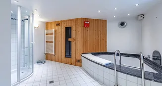 von_poll_real_estate_property_25169030_image_21