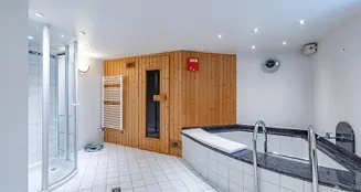 von_poll_real_estate_property_25169030_image_21