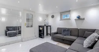 von_poll_real_estate_property_25169030_image_20