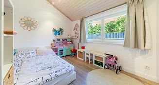 von_poll_real_estate_property_25091008_image_12