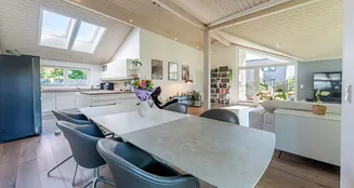 von_poll_real_estate_property_25091008_image_2