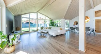 von_poll_real_estate_property_25091008_image_6