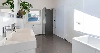 von_poll_real_estate_property_25091008_image_11