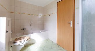 von_poll_real_estate_property_25091002_2_image_11