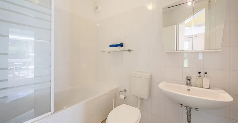 Erdgeschoss - Wannenbad