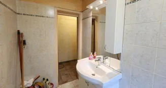 von_poll_real_estate_property_25091009_image_14