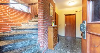 von_poll_real_estate_property_25169017_1_image_2