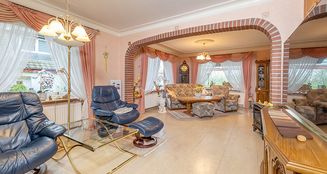 von_poll_real_estate_property_25169017_1_image_5