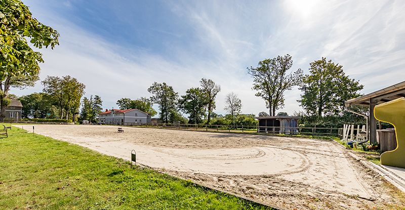 Reitbetrieb - Außenreitplatz