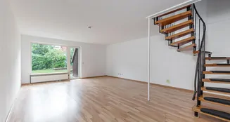 von_poll_real_estate_property_25091002_3_image_0