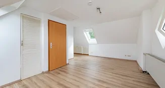 von_poll_real_estate_property_25091002_3_image_13