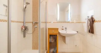 von_poll_real_estate_property_25169026_1_image_13