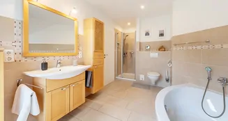 von_poll_real_estate_property_25169026_1_image_19