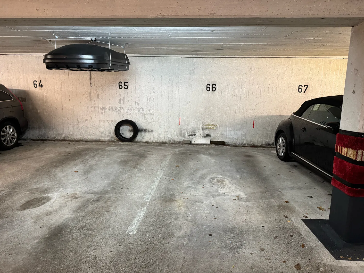 Tiefgaragenstellplatz