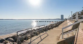 von_poll_real_estate_property_25091012_secret_image_3