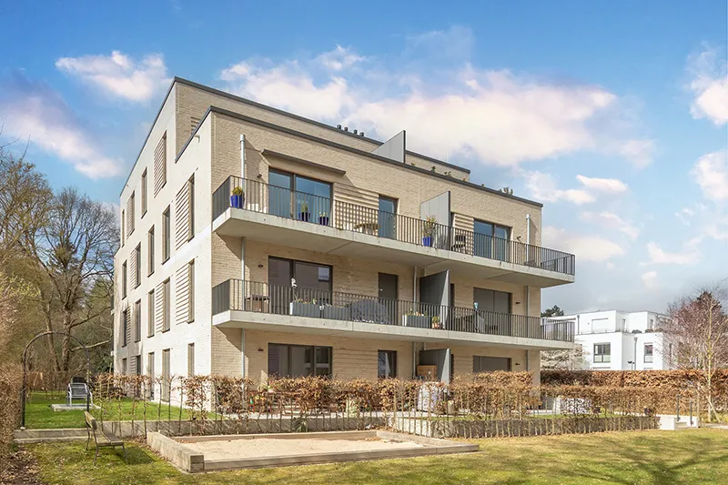 Prime Baltic Sea location! Brand new apartment with large balcony, underground parking & elevator