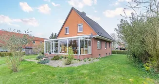 von_poll_real_estate_property_25169017_2_image_0