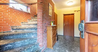 von_poll_real_estate_property_25169017_2_image_2