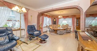 von_poll_real_estate_property_25169017_2_image_5