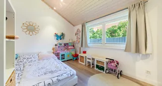 von_poll_real_estate_property_25091008_1_image_12