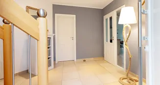 von_poll_real_estate_property_25169026_ETW_image_3