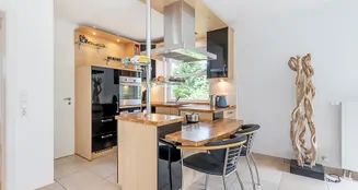 von_poll_real_estate_property_25169026_ETW_image_11