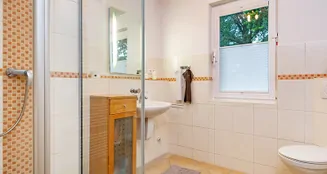 von_poll_real_estate_property_25169026_ETW_image_12