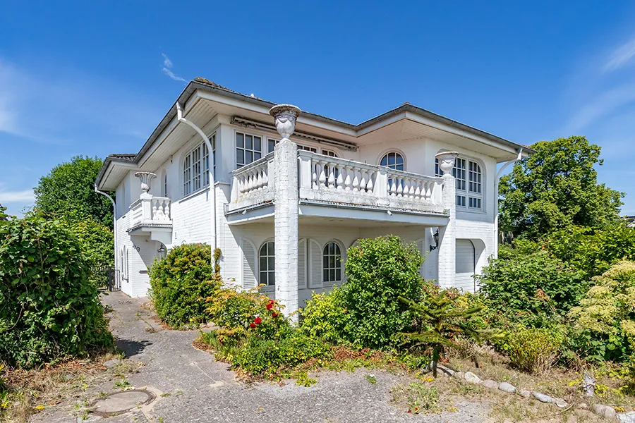Außenansicht von der Villa