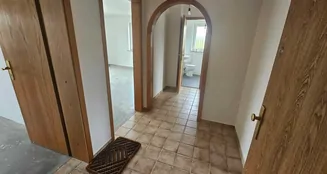 von_poll_real_estate_property_25091015_image_2