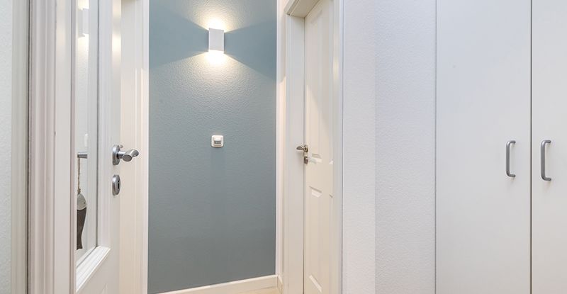 Trennung Bad - (Eltern-) Schlafzimmer