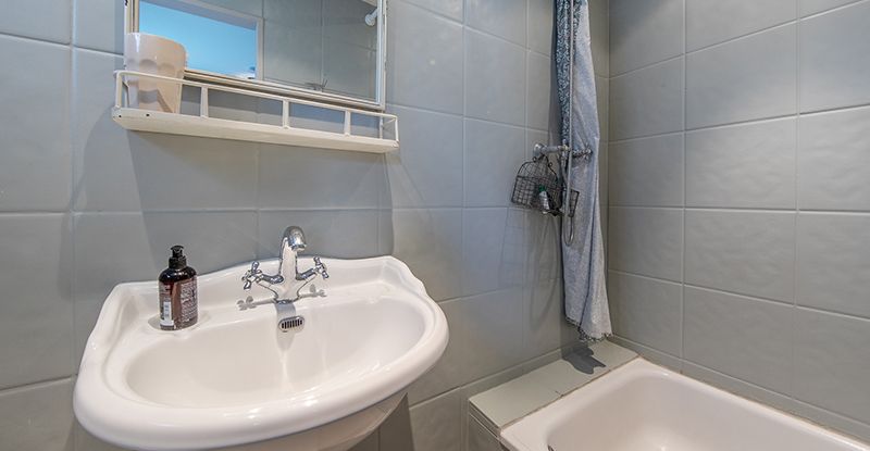 Apartment: Bad