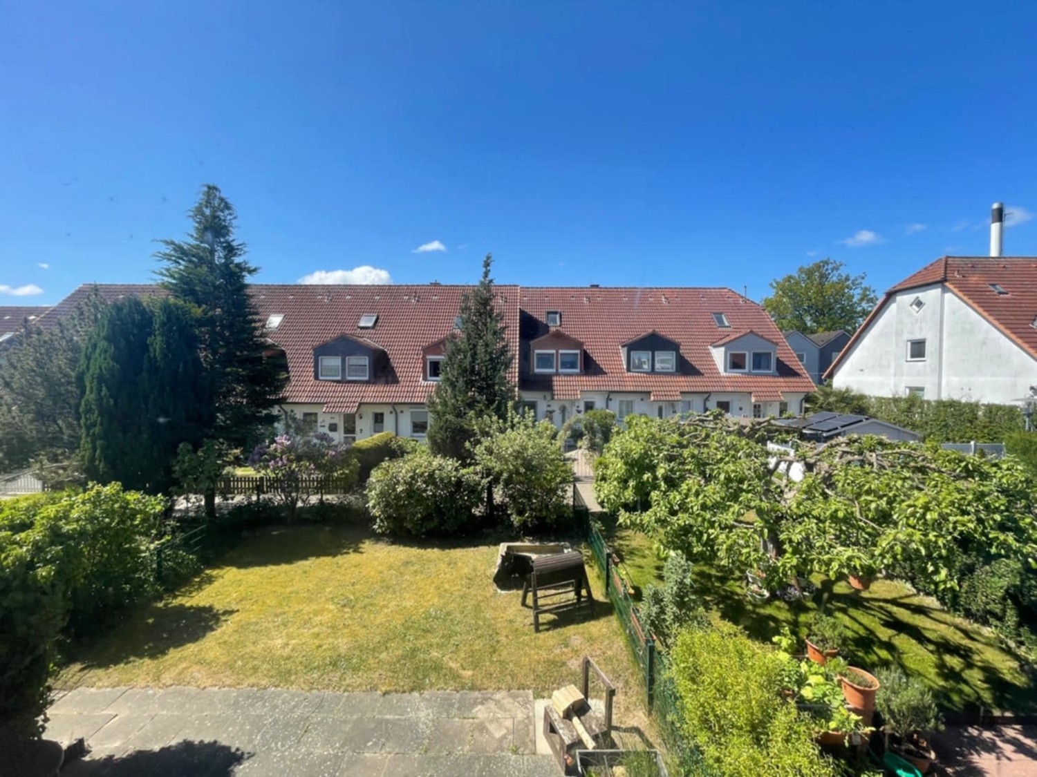 Ausblick vom OG gen Garten