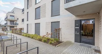 von_poll_real_estate_property_25169016_image_2