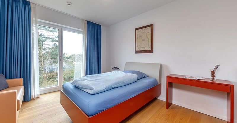 Schlafzimmer 1