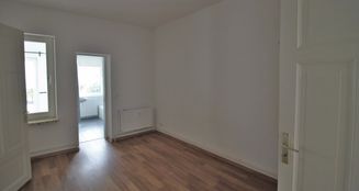 von_poll_real_estate_property_25091101_image_2