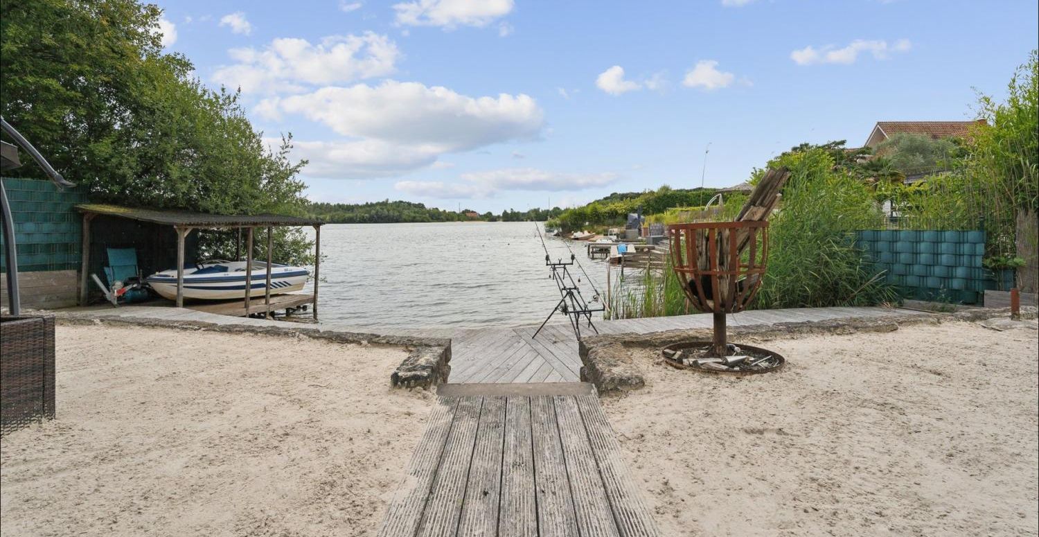 Privater Strand mit Seezugang