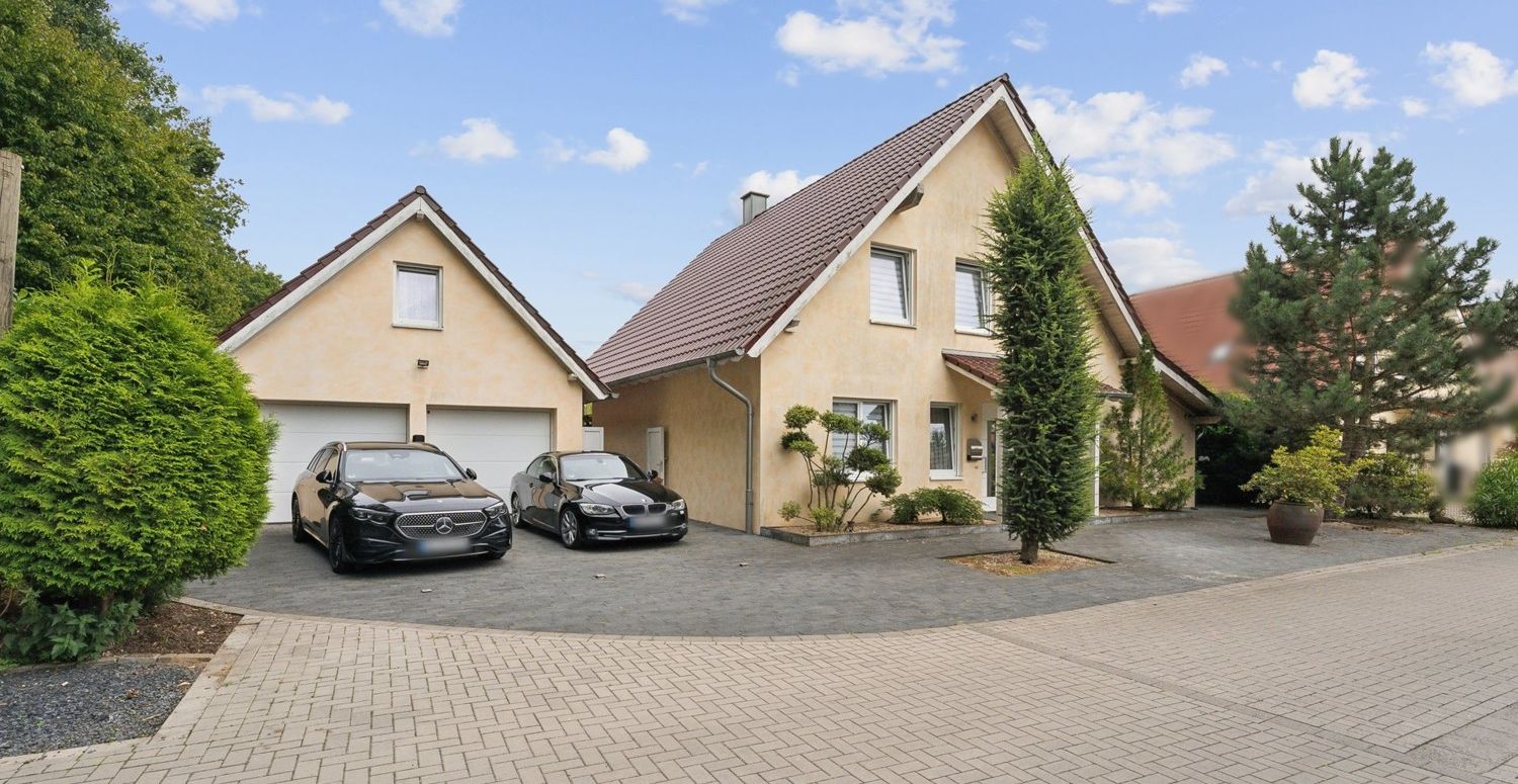 Straßenansicht Haus