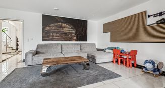 von_poll_real_estate_property_25055050_image_9