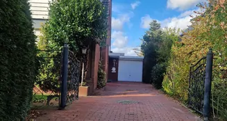 von_poll_real_estate_property_25055071_image_0