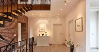 von_poll_real_estate_property_25055075_image_2