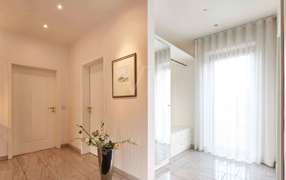 Garderobe mit Gäste-WC