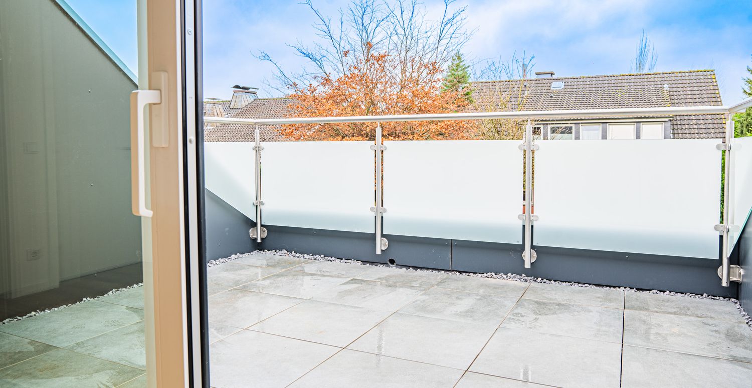 DG großzügige Loggia