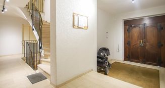 von_poll_real_estate_property_25047021_image_1