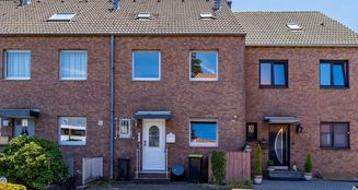 von_poll_real_estate_property_25047030_image_0