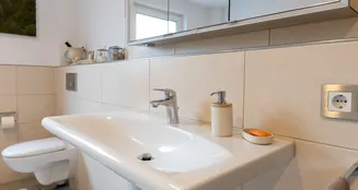 von_poll_real_estate_property_25047027_image_12