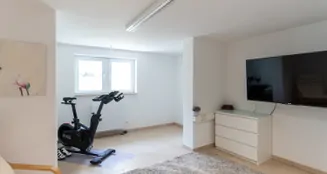 von_poll_real_estate_property_25047027_image_15